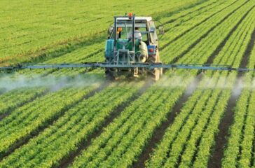 01-Spraying-Pesticides