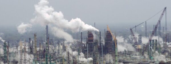 1748px-Exxon_Mobil_oil_refinery_-_Baton_Rouge,_Louisiana 1748px-Exxon_Mobil_oil_refinery_-_Baton_Rouge,_Louisiana