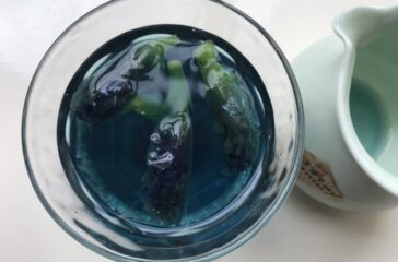 Butterfly pea flower food dye