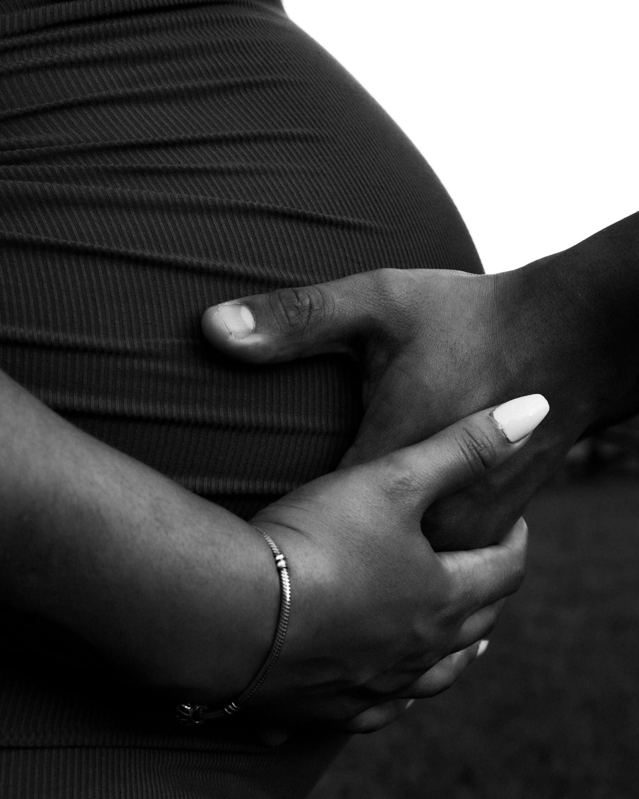 Air pollution messes up pregnant women’s metabolism, spurs preterm births