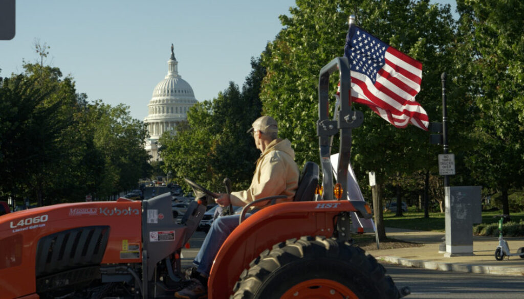 Tractors.00_04_18_02.Still003