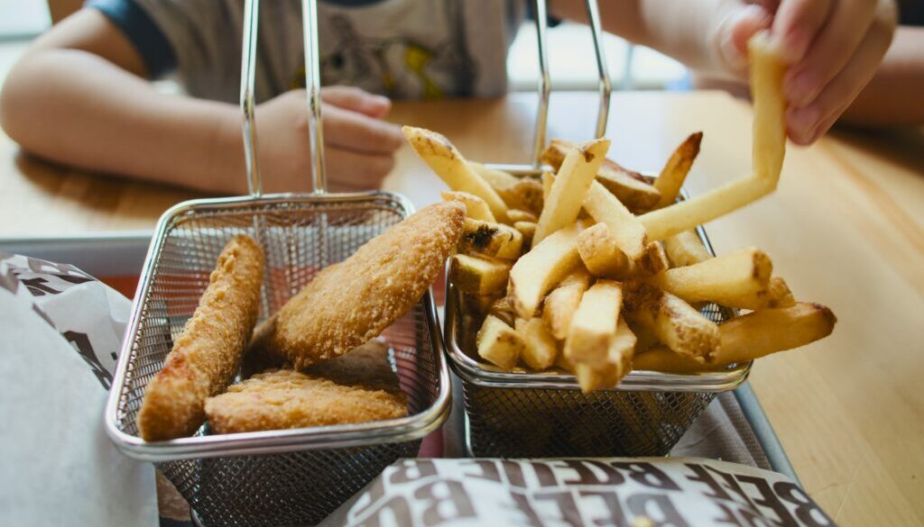 ryan-collins-wp3M8_aTASU-unsplash