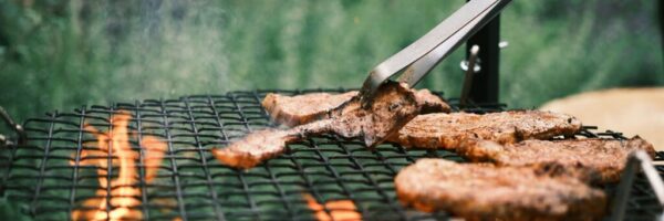 Grilling meat